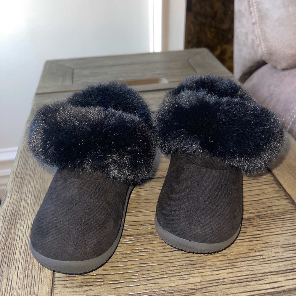 Toddler suede and fur Boots Super soft & warm size 2